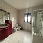 Villa 202 Durrës